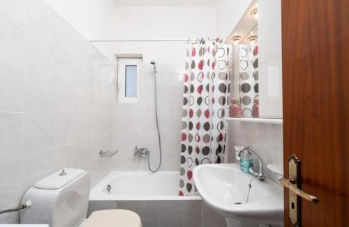 Selianitika Apartment | Sainis Rooms 5 - Cozy Apartment for Four People with Full Kitchen