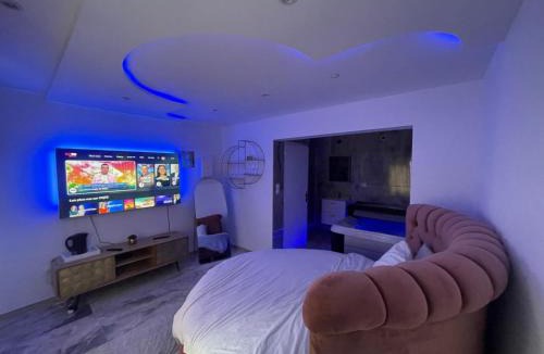 Rouen City Centre Apartment | Saint-Amand - Jacuzzi 2 places