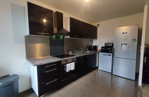 Saint-Denis Apartment | SAINT-DENIS PARIS 2-BEDROOM APARTMENT