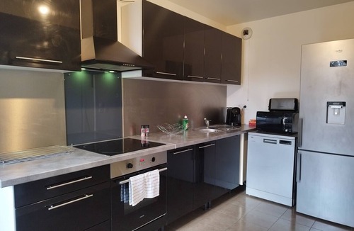 Saint-Denis Apartment | SAINT-DENIS PARIS 2-BEDROOM APARTMENT