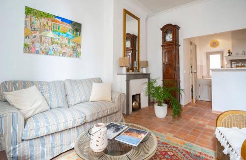 Old Town Apartment | Saint Esprit