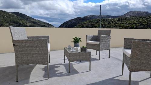 Agios Georgios Sykousis House | Saint George Terrace House