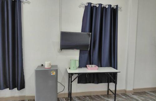 Chum Phae Hotel | Saint Jira Hotel
