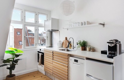 Christianshavn Apartment | Saint - Nice 1-bdr Apt by the Canals