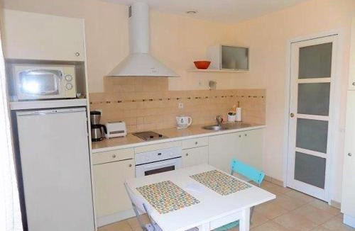Saint-Palais-sur-Mer Villa | Saint Palais sur Mer - PETITE MAISON - dans un CADRE PRIVILIGIÉ au CALME