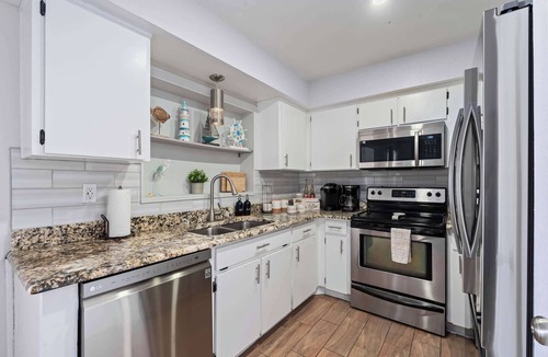 Pinellas Park House | Saint Pete Beach Heated Pool Gameroom/Mini theatre