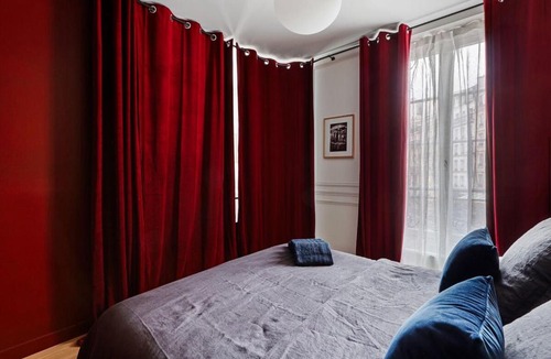 Notre-Dame-des-Champs Apartment | Saint Placide II Suite