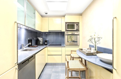 Saint-Tropez City Centre Apartment | Saint Tropez, exclusive apartment, heart of the village, Place de la Garonne.
