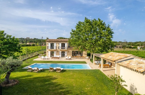 Cote d'Azur- French Riviera Villa | Saint-Tropez Villa at Tahiti/Tropezina - 230m2 fully renovated