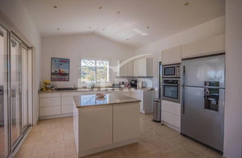 La Nartelle House | Sainte-Maxime renovated villa with sea view