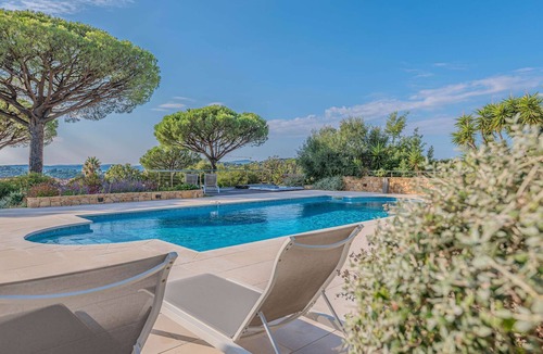 La Nartelle House | Sainte-Maxime renovated villa with sea view
