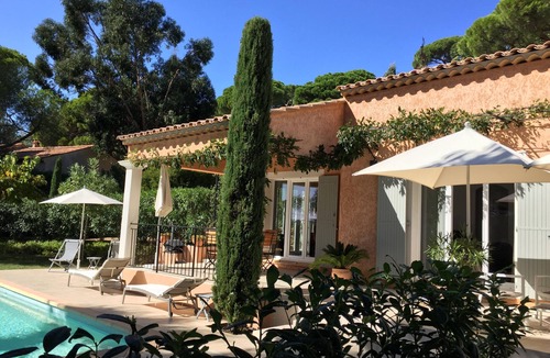 Plage de la Garonnette Villa | Sainte Maxime, villa of 160m2 with pool, sea view (sea 200m), landscaped garden