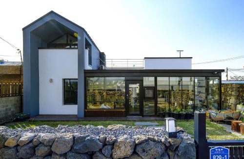 Hallim House | Saisyot
