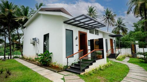 Pollachi Resort | Sakthi River Resort