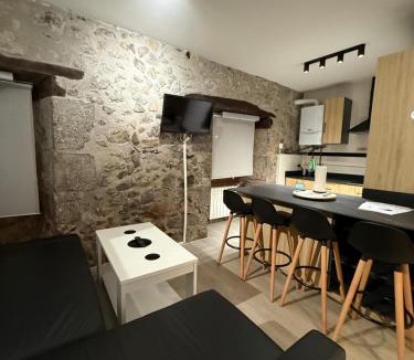 Ea Apartment | Salabardoa Ea