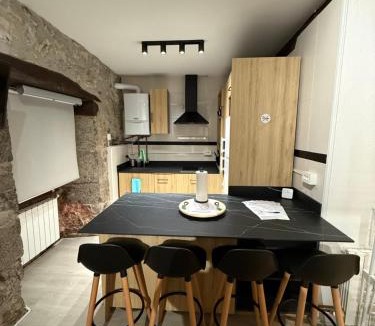 Ea Apartment | Salabardoa Ea