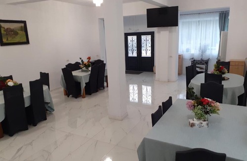 Tasnad House | Salcia