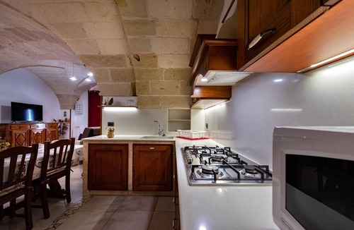 Giuggianello Apartment | Salento vacation home, just minutes from the Adriatic coast of Salento
