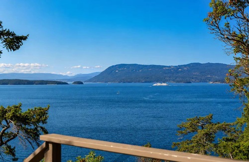 Pender Island Villa | SaliHaven: Oceanfront 4Bedrooms 5Beds 3.5Bath