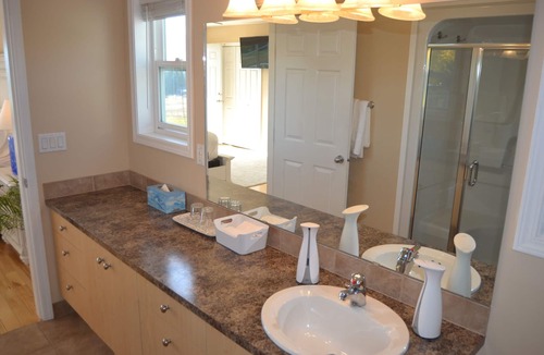 Central Okanagan Bed & Breakfast | Salish Bed & Breakfast and Spa