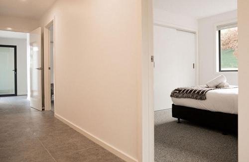 Bicheno House | SALT #2 - Rear Unit