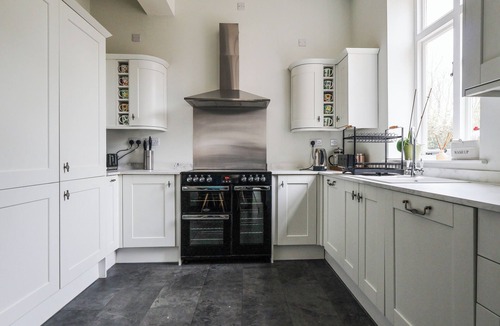 Berkeley Cottage | Salt House - UK43012