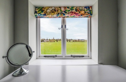 Berkeley Cottage | Salt House - UK43012