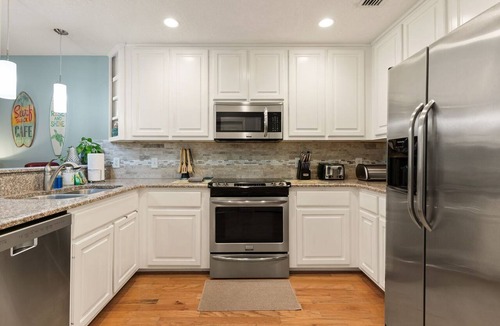 Demere Park Condo | Salt & Light - Demere Landing Villa with Community Pool