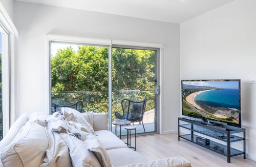 Gerringong House | Salt on Morrow - a stylish and inviting holiday rental situated in the charming seaside town