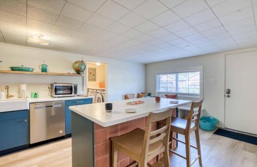 Seaside House | Saltbox Cottage - Meredith Lodging
