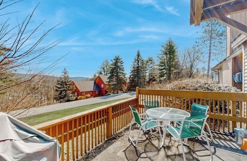 Quechee House | Saltbox townhome with views & fireplace - near Quechee Club, golf, & skiing