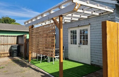Tillamook House | Saltline Studio