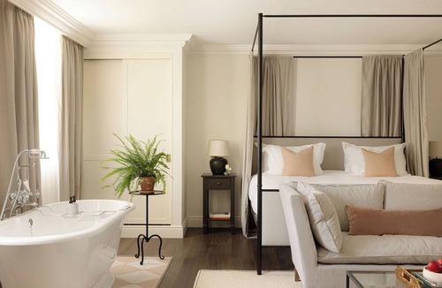 Sandsend Hotel | Saltmoore
