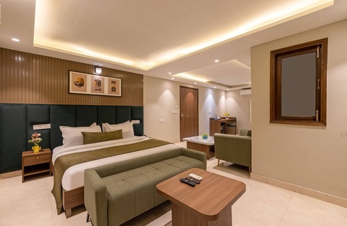 Pashim Vihar Hotel | Saltstayz Premier - Paschim Vihar