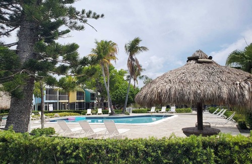 Rock Harbor Condo | Saltwater Lagoon-View Luxury in Key Largo Kayaks, Pools, Boat Slip, & More!