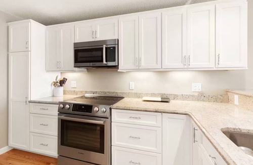Hampton Apartment | ~Salty Sunsets & Sandy Toes~ 493 Ocean Blvd