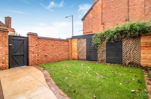 Sutton Coldfield House | Salubrious Area, 1 double bedroom, NEC, BELFRY, BIRMINGHAM, RESORTS WORLD, DAYTON MANOR,
