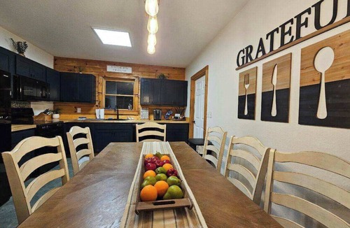Saluda Cabin | Saluda Summit at Saluda Grade Cabins!
