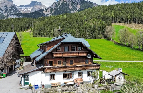 Ramsau am Dachstein Apartment | Salzmannhof Wohnung 5 by Interhome