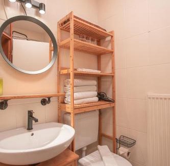 Maximin Apartment | Sam and Karo City Studio