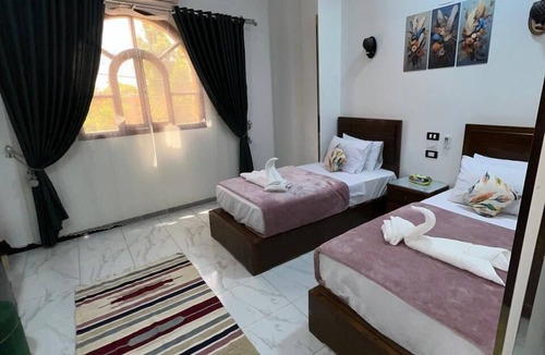 Abu Simbel House | sama