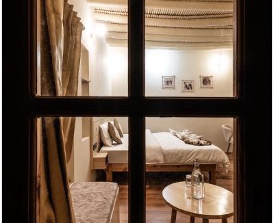 Man Hotel | Sama Pangong