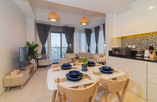 Sheikh Zayed Road Apartment | Samani vacation homes 5210 ocean view