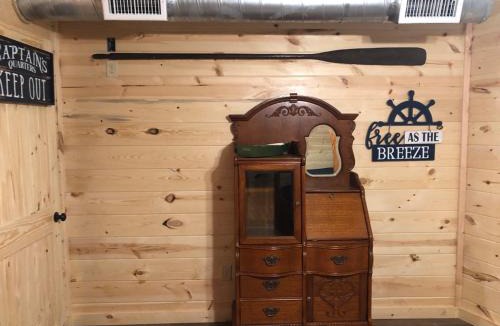 Murfreesboro Hotel | Samantha's Timber Inn
