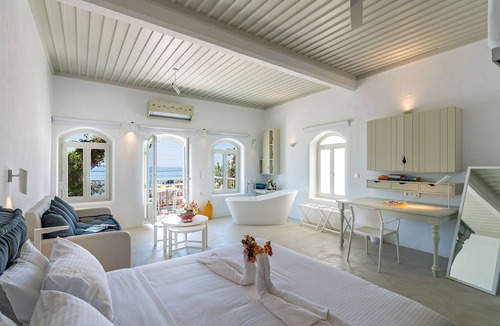 Khora Sfakion Hotel | Samaria by the Sea