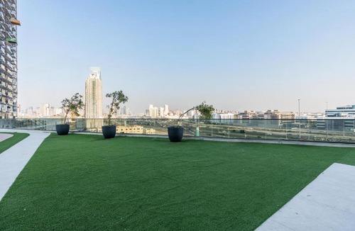 Jumeirah Village Triangle Apartment | Samaya Holiday Homes - Cloud Stylish Suites with Balcony