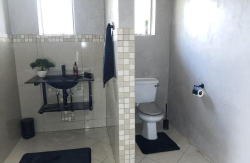 Mookgopong Cabin | Sambane Game Lodge