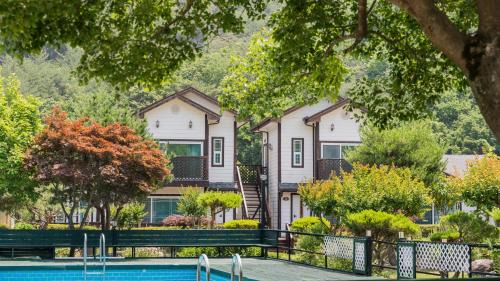 Samcheok House | Samcheok Herb Pension
