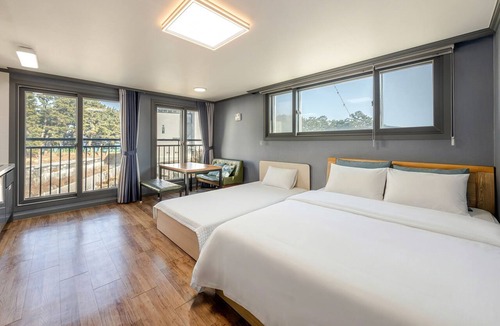 Samcheok House | Samcheok Lamer Pension