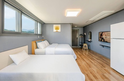 Samcheok House | Samcheok Lamer Pension